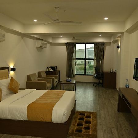 Vithalpur The Orange Zest酒店 外观 照片